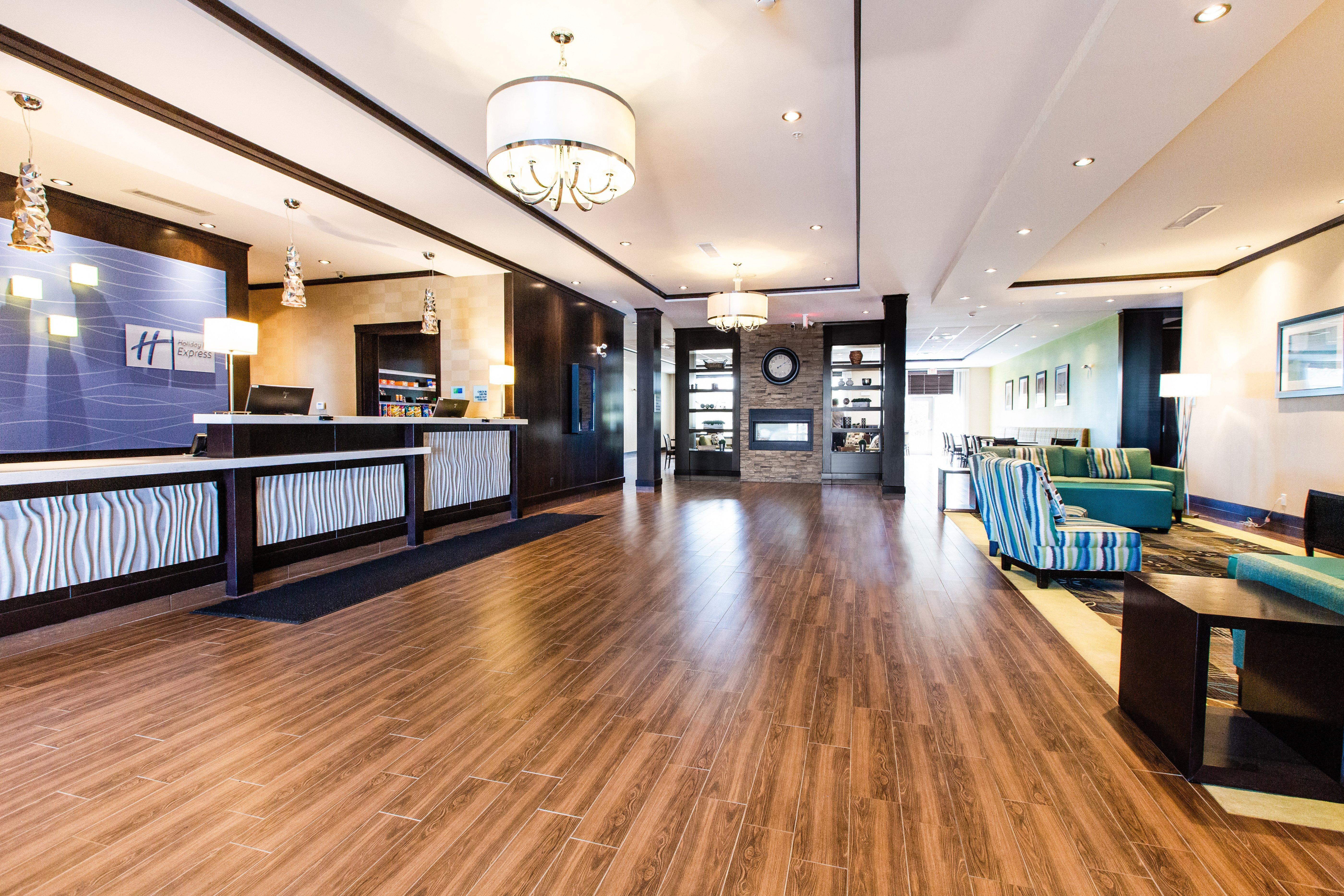 Holiday Inn Express & Suites Spruce Grove - Stony Plain By Ihg Εξωτερικό φωτογραφία