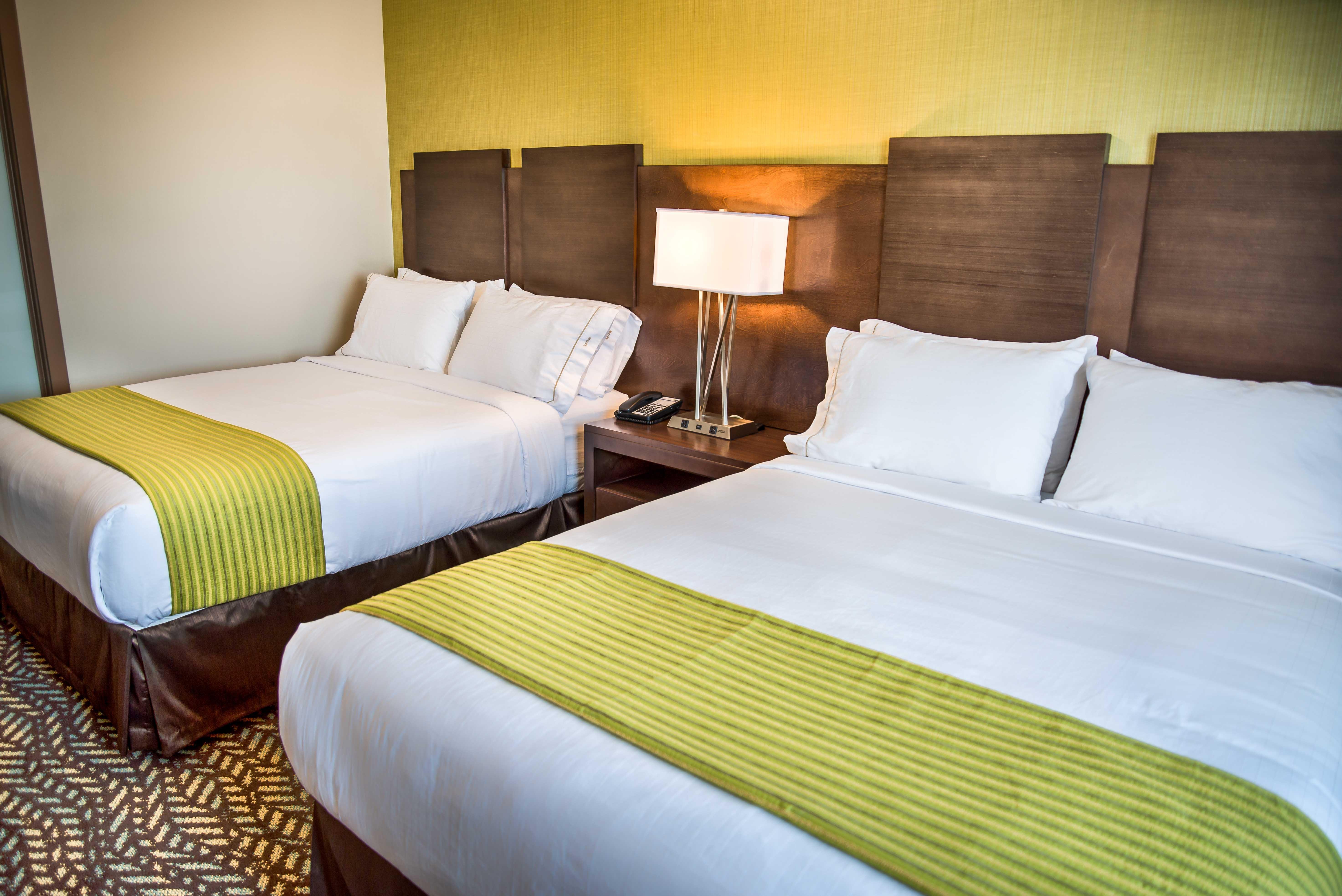 Holiday Inn Express & Suites Spruce Grove - Stony Plain By Ihg Εξωτερικό φωτογραφία