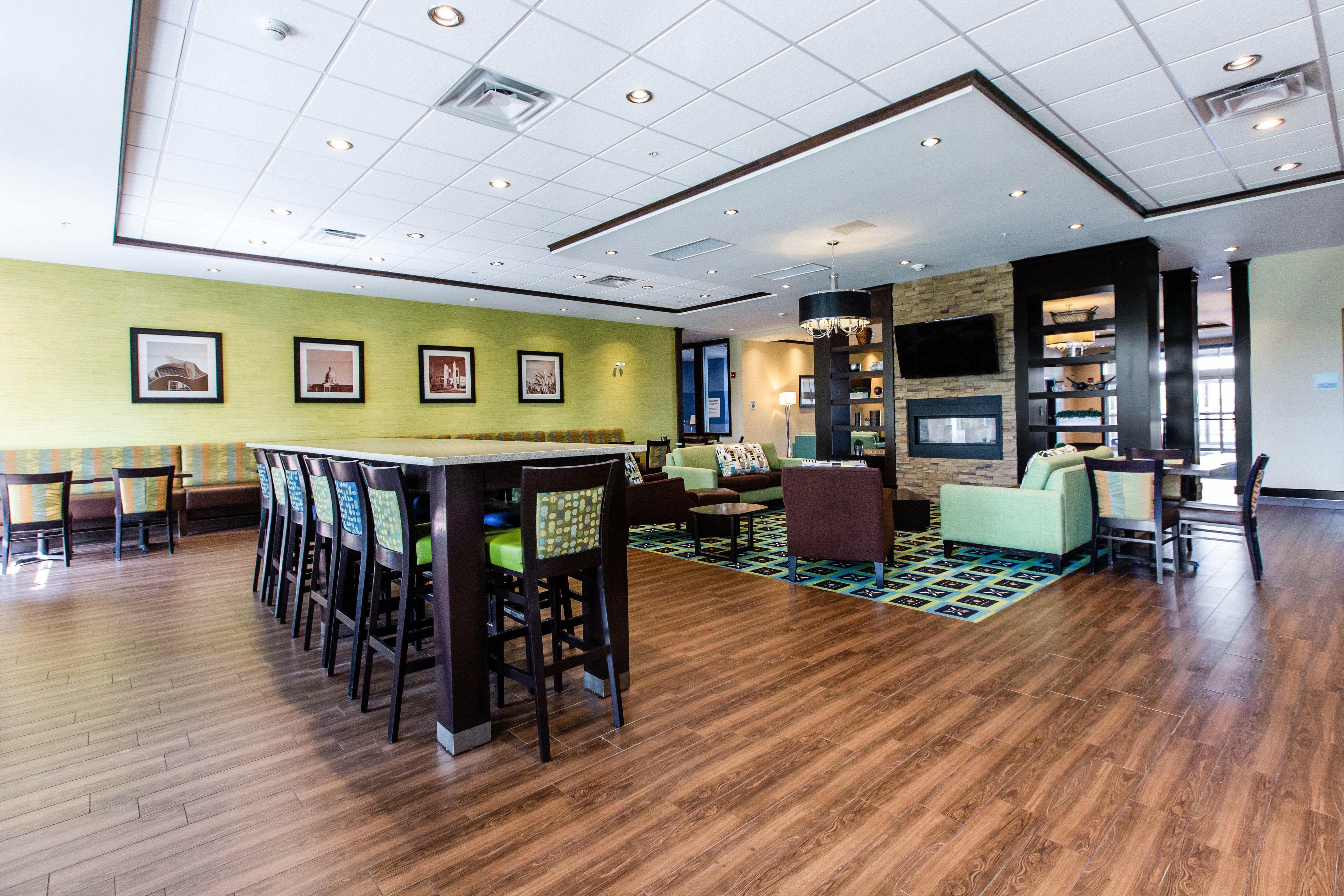 Holiday Inn Express & Suites Spruce Grove - Stony Plain By Ihg Εξωτερικό φωτογραφία